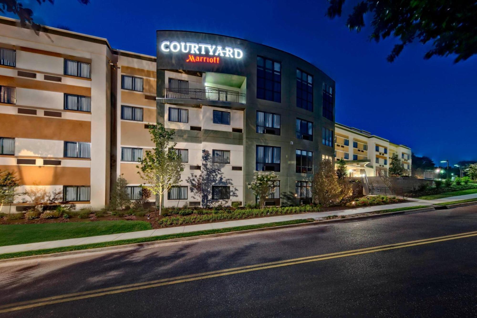 Courtyard By Marriott Oxford Hotel Ngoại thất bức ảnh